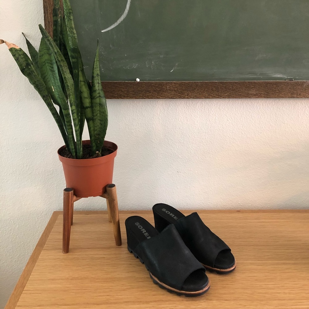 Sorel peep toe wedge